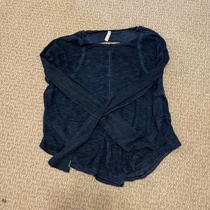 Free People Movement long sleeve open back cutout
Size XS